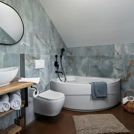 فيلة Mountain Volta Lič